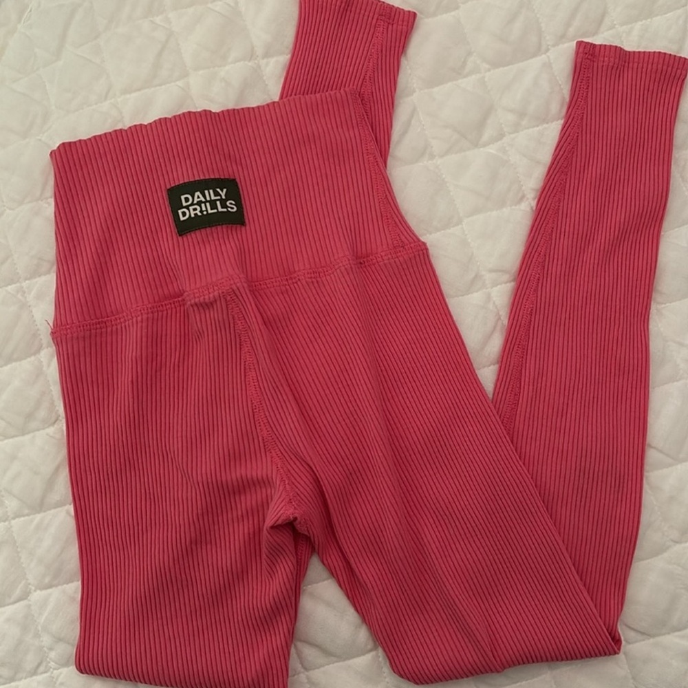 Daily Drills Pink High-Waisted Leggings